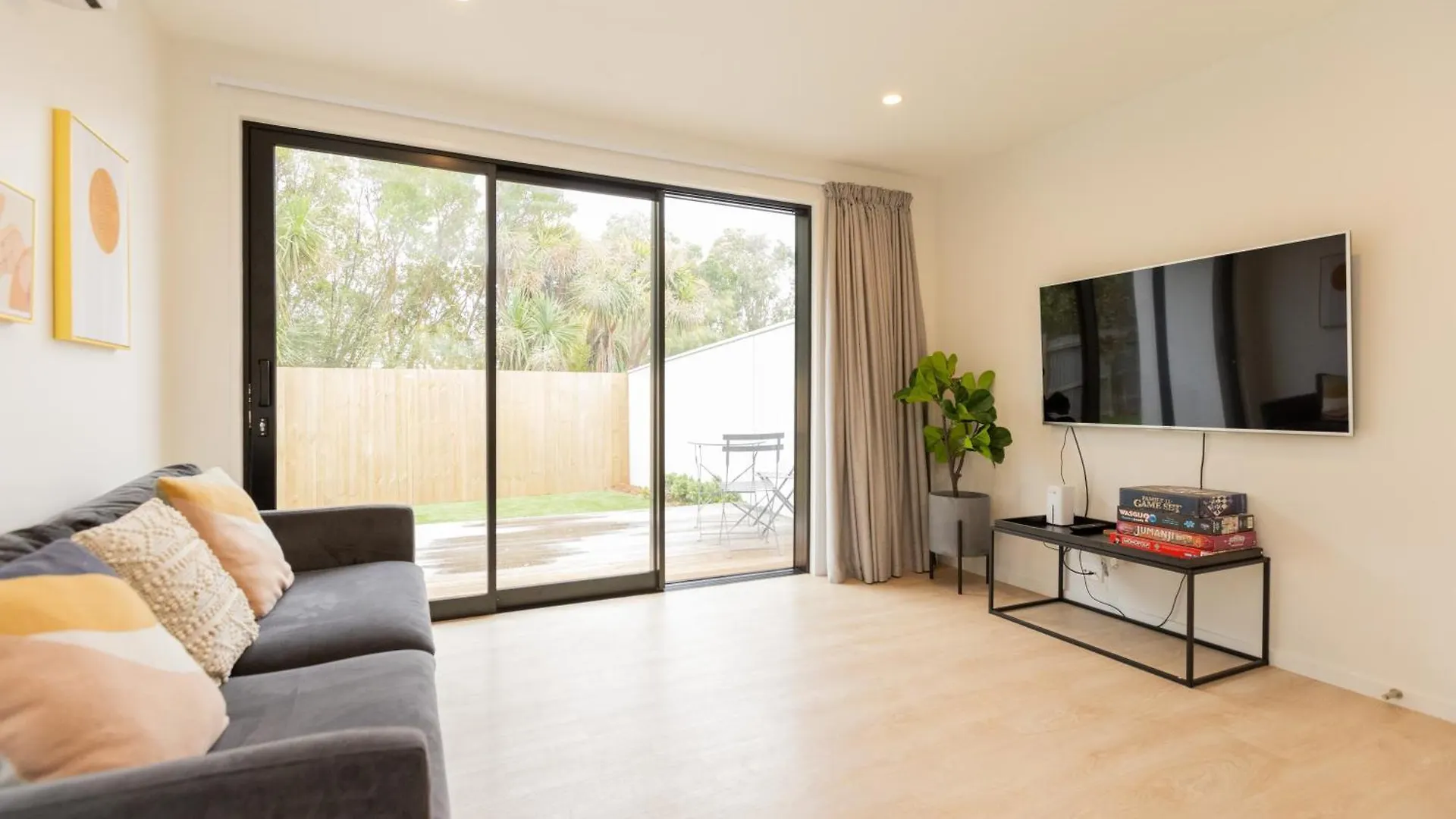 כרייסטצ'רץ' Addington Soho Two Bedroom Townhouse 0*,  ניו זילנד